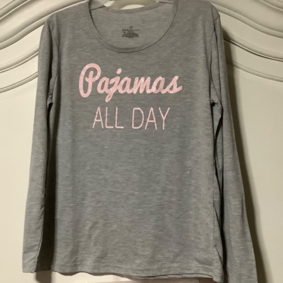 New ladies M, gray & pink 2 pc pj set, Pajamas all day, long sleeve top, shorts - Picture 4 of 5